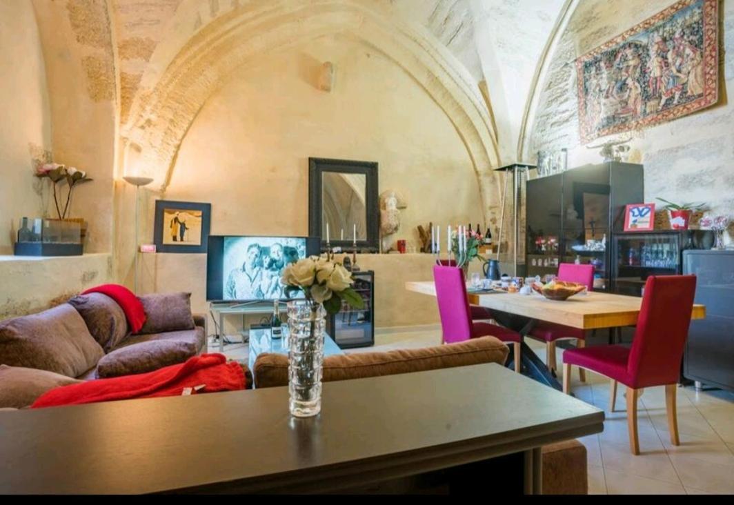 Joshroom Caux Екстериор снимка
